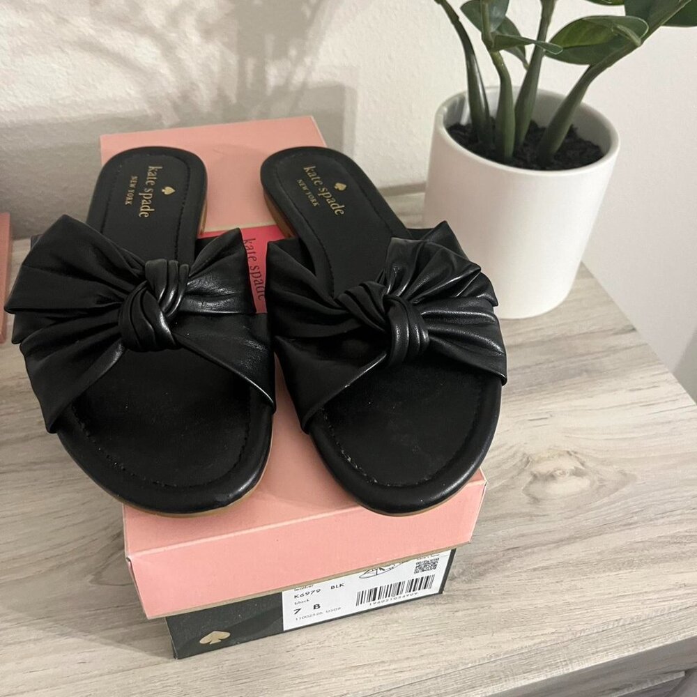 Kate Spade • Marcella Leather Sandals • Sz 7